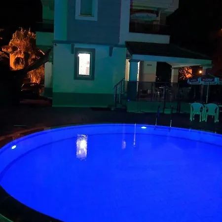 Cascarilla Villa *